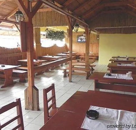 Garni Junior Hotell 3*