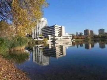 Garni Junior Hotell 3*