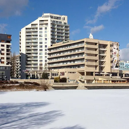 Hotell Garni Junior 3*