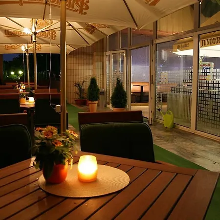 Hotell Garni Junior Bratislava