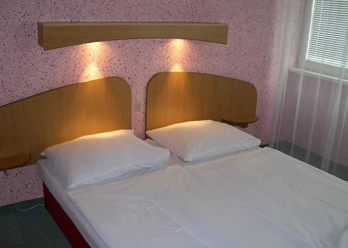 Hotel Garni Junior 3*