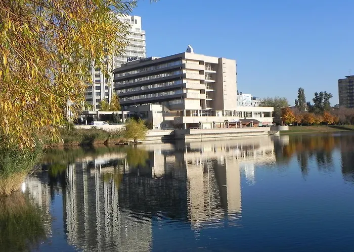 Garni Junior Hotel 3*