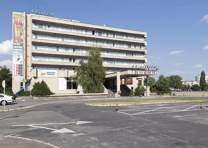 Hotel Garni Junior 3*