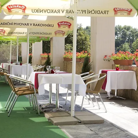 Garni Junior Отель Братислава